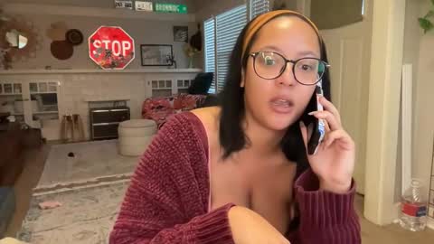 RIRI OR DREAMY online show from January 16, 3:10 pm