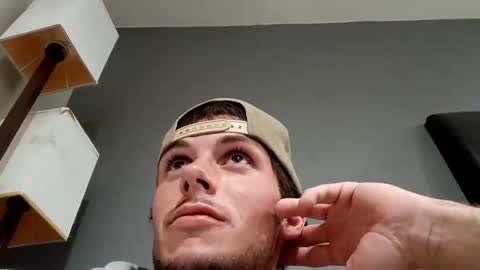 Snapshot of drewthejew616 chatting on October 3, 9:50 am drewthejew616 online show from October 3, 9:50 am