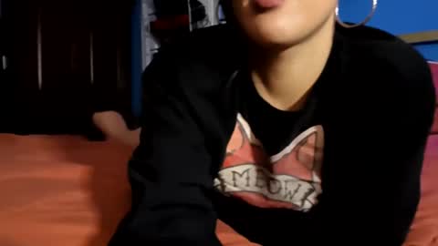 drippinglilygagwell online show from February 19, 6:45 am