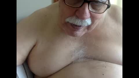 drnick069 online show from February 26, 5:16 pm