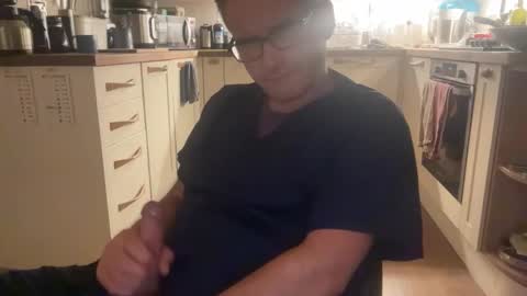 Snapshot of drnickarman chatting on September 11, 1:18 am Nick online show from September 11, 1:18 am