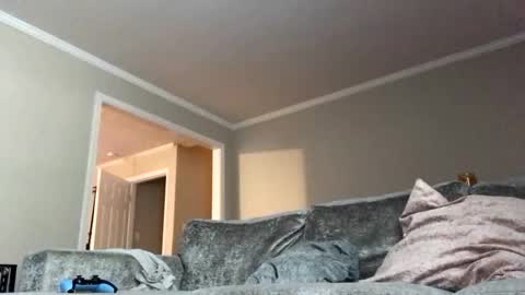 2xTheTrouble online show from April 23, 5:47 pm