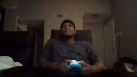 SmoovFanz online show from November 26, 5:05 am