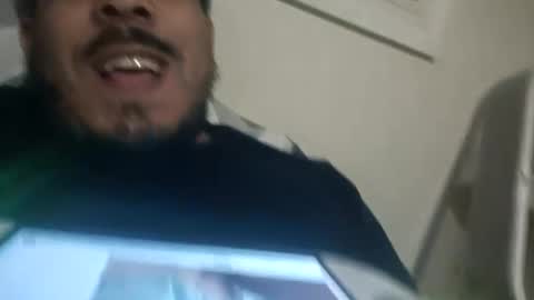 dsoloyo online show from January 11, 10:54 am