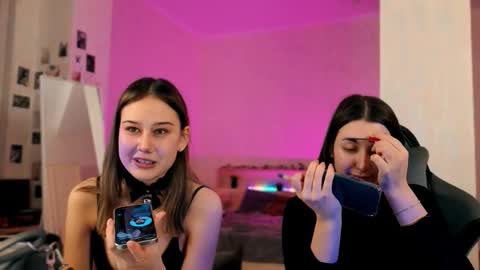 Adeletall and Aliya online show from December 18, 12:44 pm