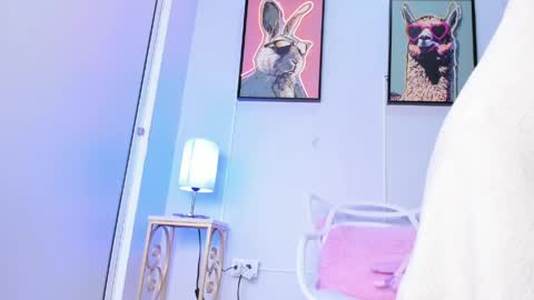 dulce__fiore07 online show from April 2, 2:24 pm