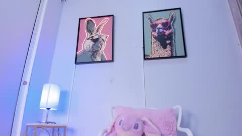 dulce__fiore07 online show from March 19, 12:32 pm