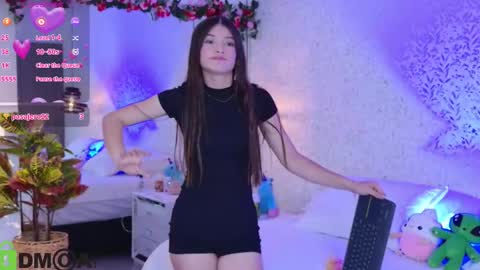 dulce_isabel_ online show from March 12, 3:10 am