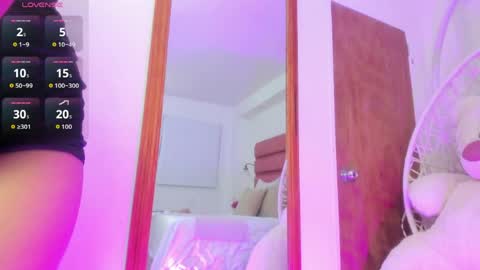 Dulce Morbida online show from April 9, 5:44 am