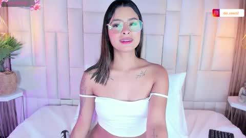 Dulce  online show from December 3, 12:50 pm