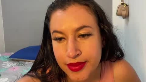 dulceizzy online show from April 5, 12:07 am