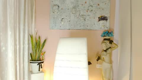 dulcepicante_1 online show from June 6, 3:12 am