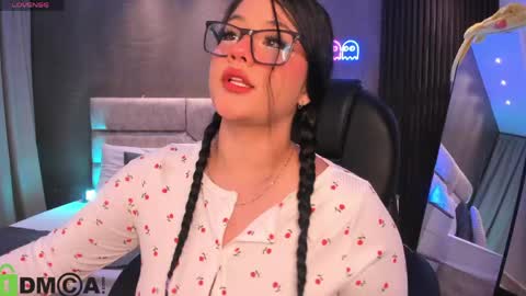 Dulce Rose online show from April 18, 4:36 am