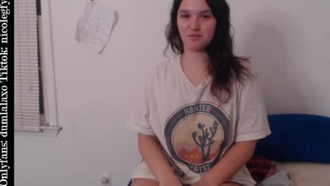 Snapshot of dumlala chatting on December 8, 2:46 am the only advantage you have over me is that u can kiss my ass and i cant online show from December 8, 2:46 am