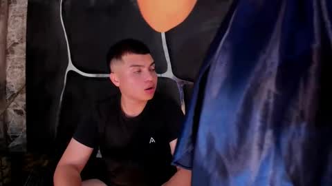 duoandlovee online show from December 19, 8:59 pm