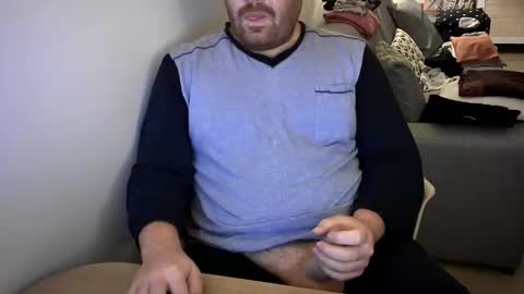 FloFrenchCurv288 online show from November 28, 11:56 pm