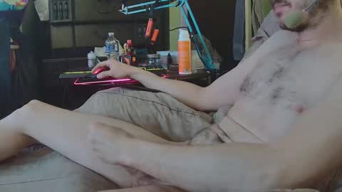 dustiestninja online show from February 7, 3:09 am