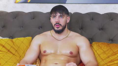 Dustin online show from February 12, 5:44 am