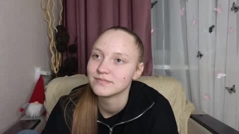 Jenny online show from March 10, 8:13 pm