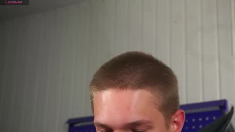 Dustyn online show from September 27, 1:09 pm