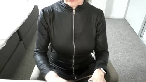 Ambertje040 online show from March 31, 7:53 am