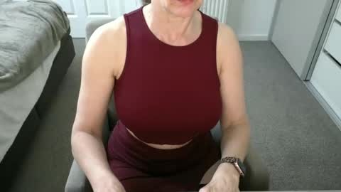 Ambertje040 online show from April 23, 9:06 am