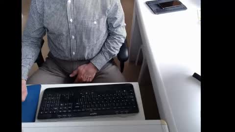 dutchpornking2 online show from May 8, 7:25 am