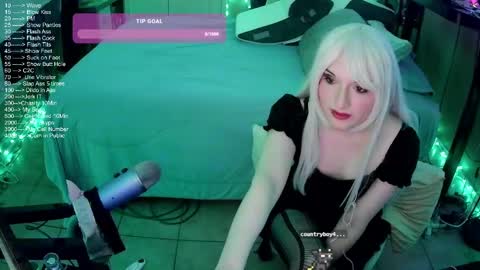 DvaDaisy online show from September 14, 9:27 pm