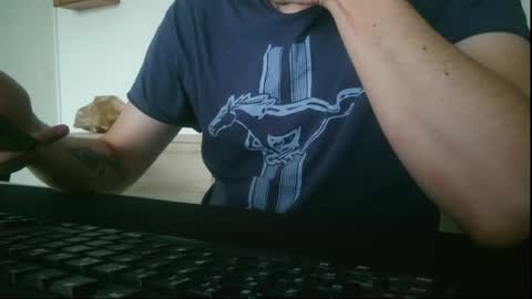 dy22__ online show from November 3, 3:24 pm