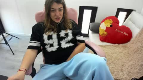 dayana online show from April 13, 4:17 am