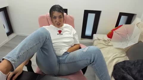 dayana online show from February 1, 5:48 am