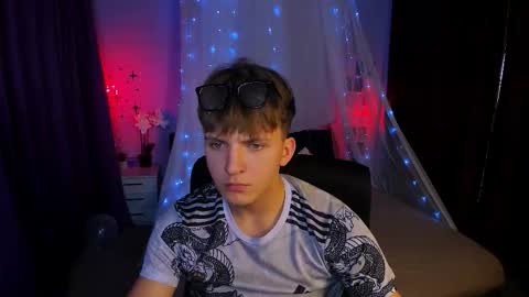 dylan_bold online show from November 6, 8:34 pm