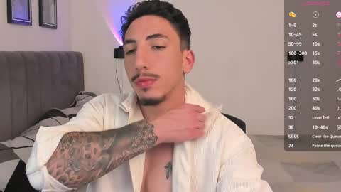 Bryan model independient online show from February 21, 11:32 pm