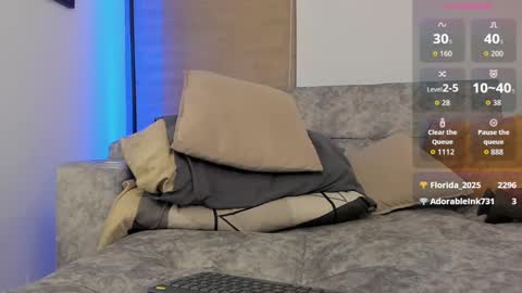 Bryan model independient online show from September 12, 2:13 am