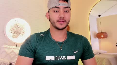 dylan_vega01 online show from April 10, 3:17 pm