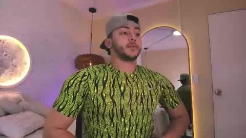 dylan_vega01 online show from April 4, 1:18 pm