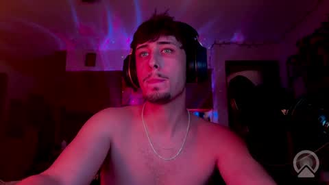 Dylan Daniel 7.8 online show from May 4, 1:23 am