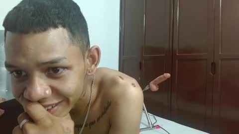 Snapshot of dylandevilx chatting on September 15, 9:16 pm Dylan.. online show from September 15, 9:16 pm