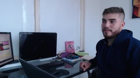 dylanhot10 online show from February 3, 8:03 pm