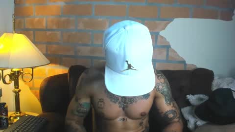 D Y L A N online show from March 9, 1:35 am