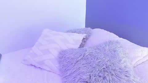 ---DYLAN--- online show from February 19, 6:55 am