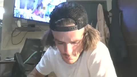 dylp400 online show from November 3, 8:04 am