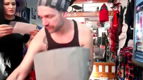 Kryztal Klear Jaxx online show from December 3, 8:11 pm