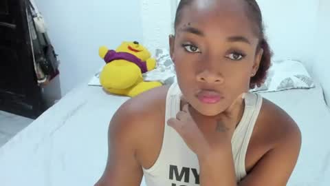 Liz online show from June 19, 3:01 am