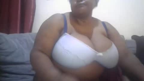 ebony_magixs online show from March 11, 11:57 am