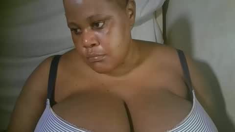 ebony_magixs online show from April 19, 6:21 pm