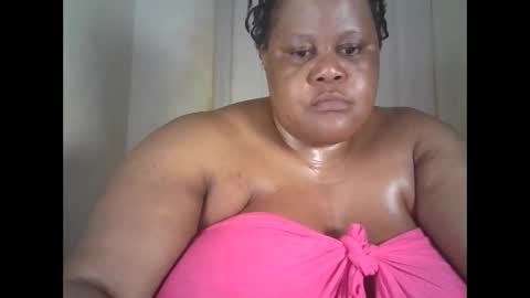 Snapshot of ebony_magixs chatting on October 22, 5:32 am ebony_magixs online show from October 22, 5:32 am