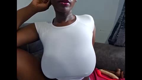 Ebony Melanie online show from November 12, 12:51 pm
