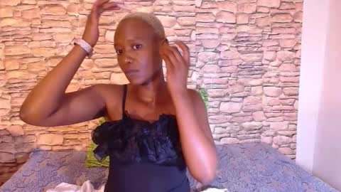 Cindy online show from October 12, 6:43 pm