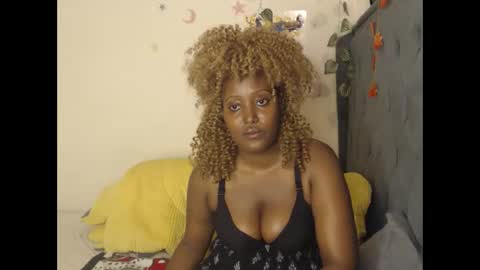 ebonyshiks online show from October 26, 11:22 am